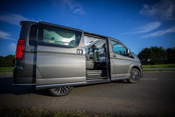 Minibus Departure from Dubai to Dubai International Airport DXB