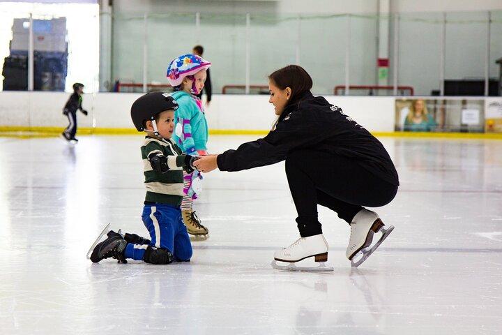 3-Hour Ice Skating Experience in Dubai with optional Transfer