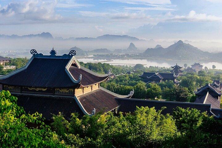 Bai Dinh Pagoda Trang An Boat Trip Day Tour by Limousine