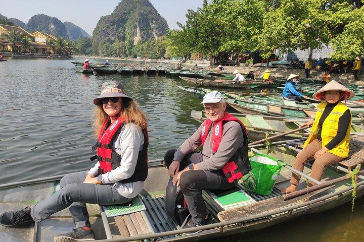 From Hanoi : Group of 9 Guided Tour Mua Cave Tam Coc Hoa Lu