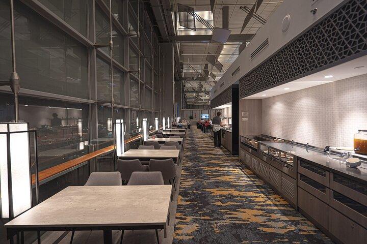 Singapore Changi Airport (SIN) T1/T2/T3/T4 VIP Lounge Access