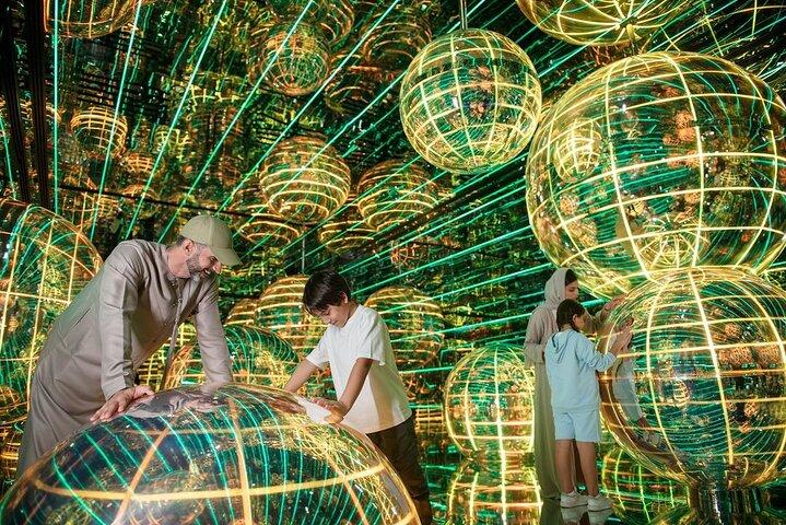 Dubai AYA Universe