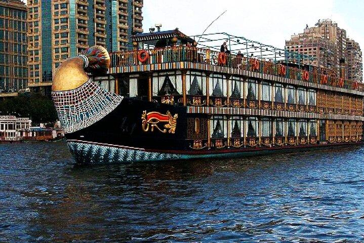 Full Day Egypt Landmarks Private Tour with Lunch