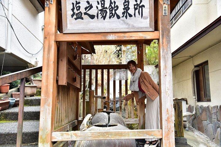 Hot Spring Town Walking Tour in Shima Onsen