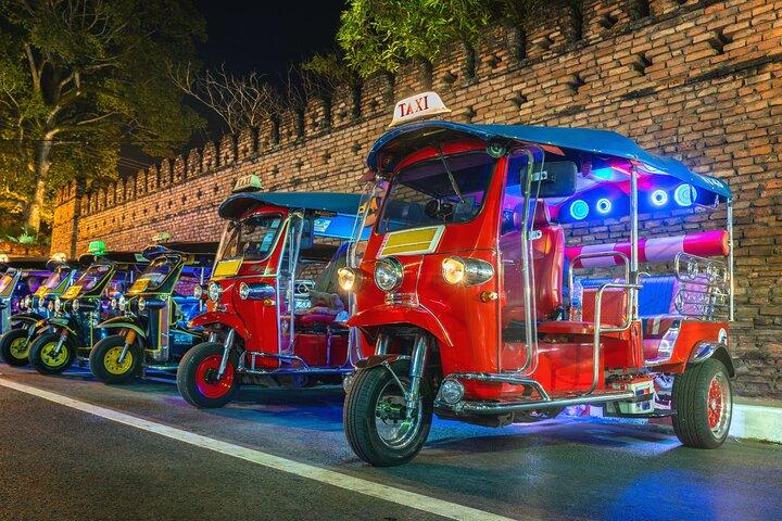 Hidden Bangkok Evening Food Tour by Tuktuk
