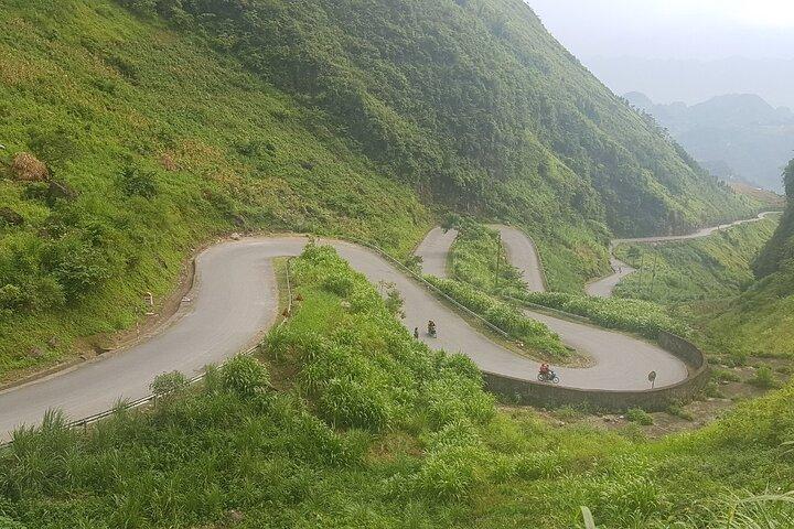 5 Days 4 Nights Ha Giang Easy Driving Motorbike Tours