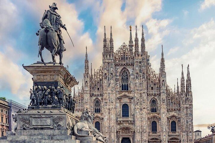 Elevated Ecstasy: Duomo Discovery & Rooftop Marvels + Ebook