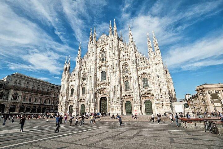 Elevated Ecstasy: Duomo Discovery & Rooftop Marvels + Ebook