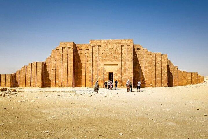 Full Day Private Tour to Dahshur Pyramids, Memphis and Sakkara