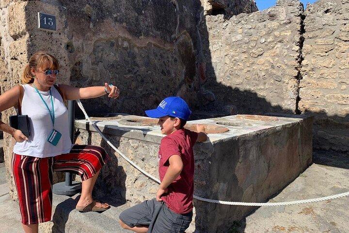 Skip the Line Pompeii Tour For Kids and Families