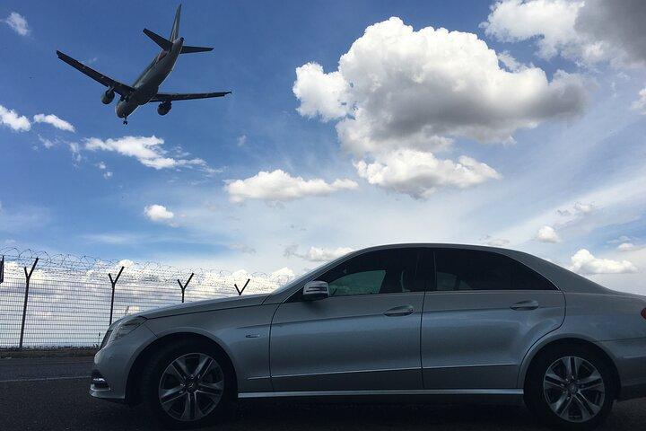 Fiumicino Airport to Rome Hotel - Private Transfer Car Service