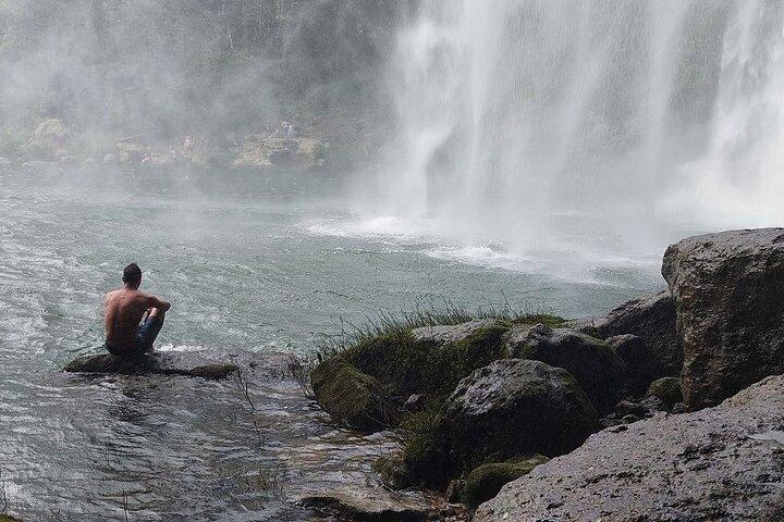 San Cristobal : Waterfalls of Agua Azul, Misol Ha and Palenque Ruins