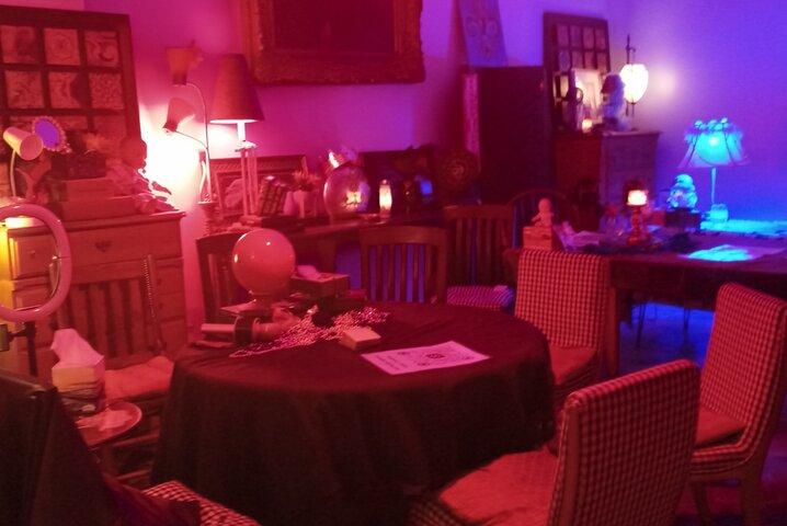 Private Tour and Seance at the House on Bourbon