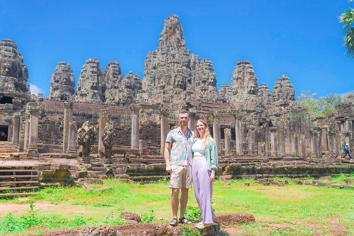 Angkor Tuk Tuk Tour: Angkor Wat , Bayon And Ta Prohm Temple