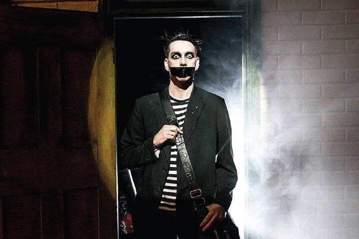 Tape Face at MGM Grand Hotel and Casino