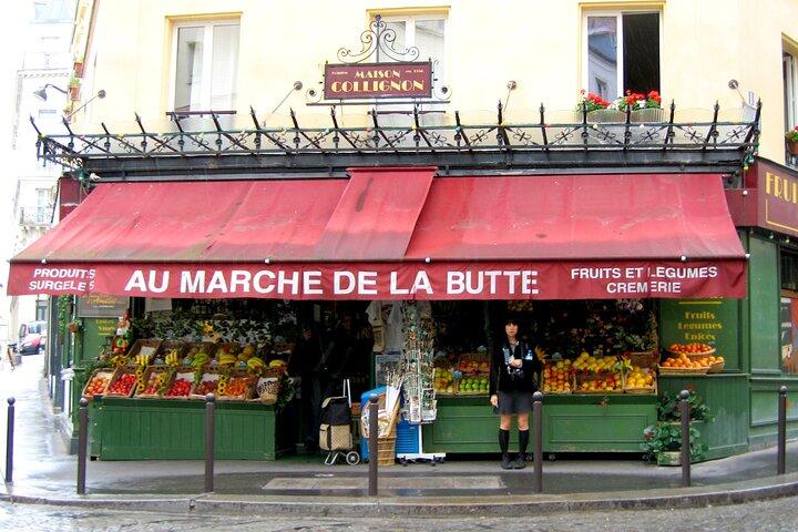 Iconic Amelie Movie Locations - Private Tour with Friendly Guide