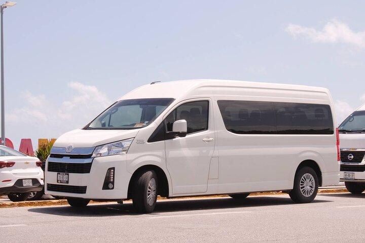 Private transfer to Cancun Airport to Hotel Zone