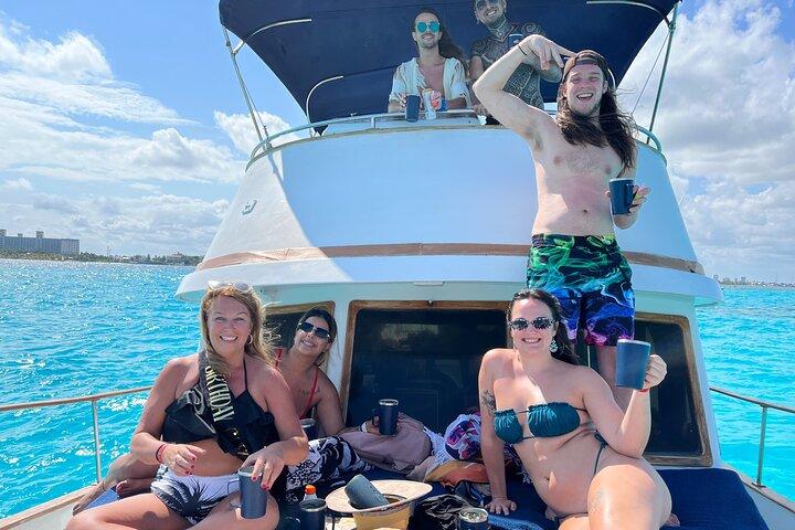 Private Yacht Tour Cancun — Isla Mujeres Cruise, All Inclusive