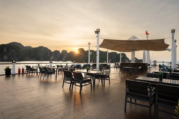 3-day Cruise Tour to Explore Halong Bay from Ha Long