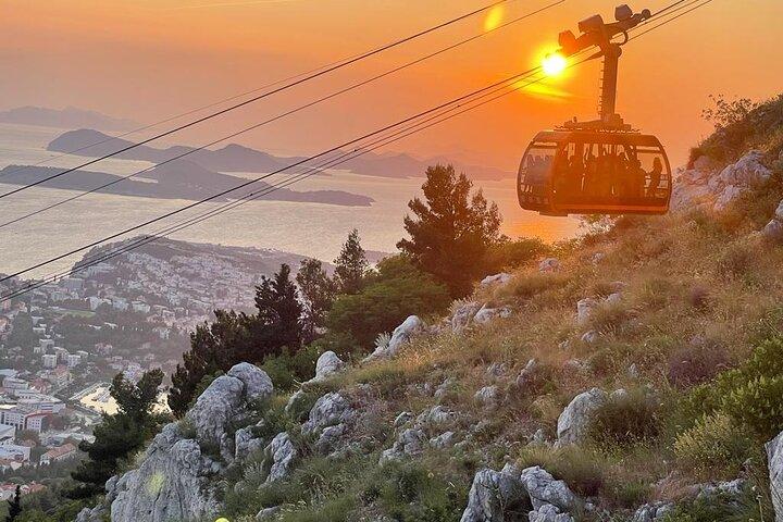 Dubrovnik Scenic Sunset Tour with a Premium Wine Experience