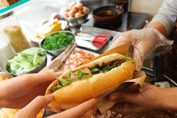 Private Hanoi Street Food Walking Tour With Real Foodie