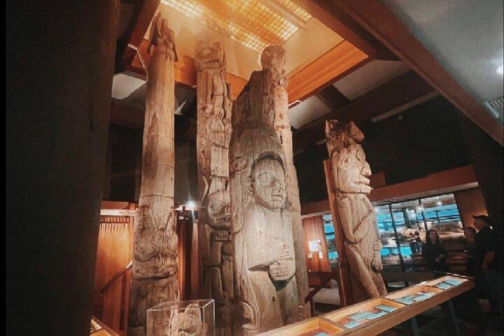 2-Hour Wildlife and Culture small van Excursion in Ketchikan