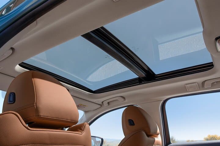 Private Layover Experience in Luxury SUV (5-6 Hours)