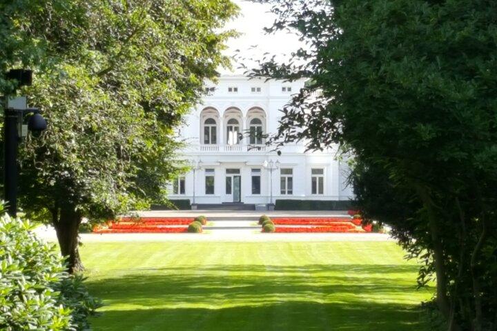 Private tour: Bonn Republic - Former government district
