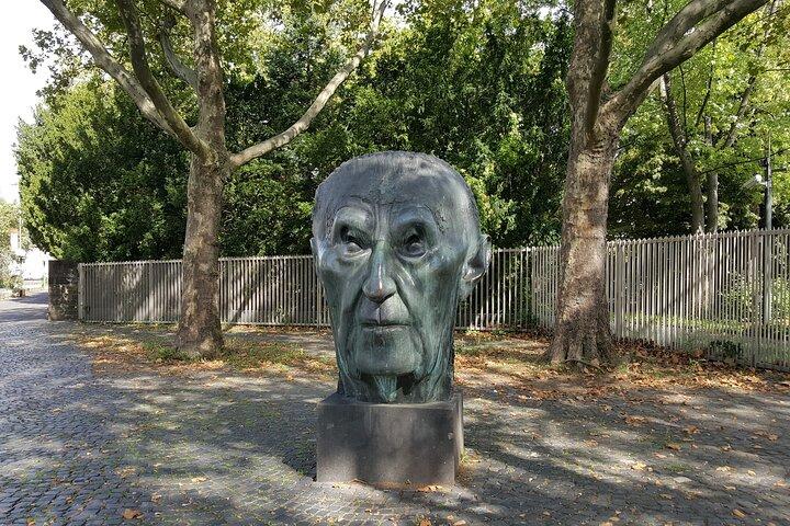 Private tour: Bonn Republic - Former government district