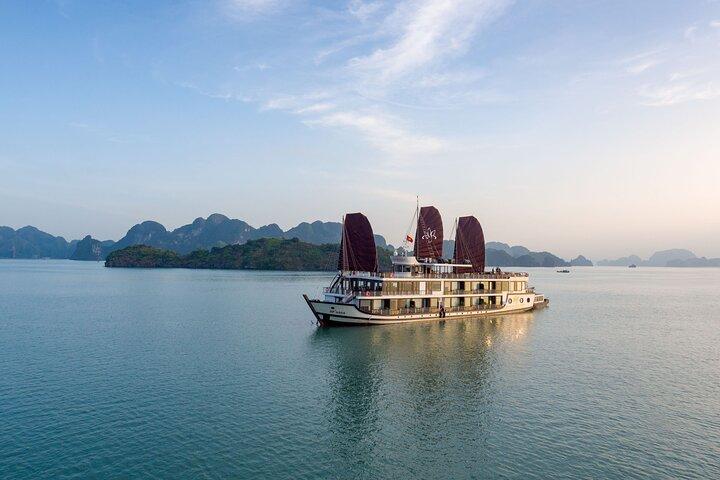 Orchid Cruises 2Days/1Night 5 Star Cruises