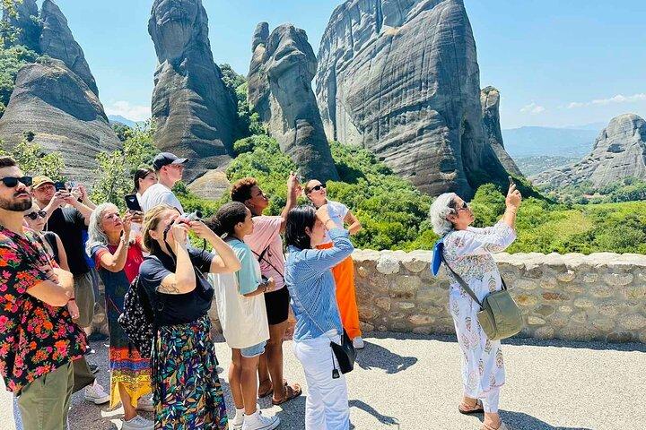 Meteora Monasteries : Day Trip from Thessaloniki with Local Guide