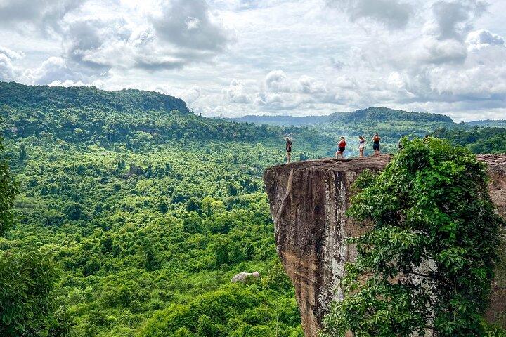 Siem Reap Kulen Mountain Waterfall Tour and Picnic lunch
