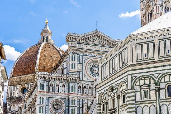 Family Tour of Florence’s Old Town and da Vinci Museum