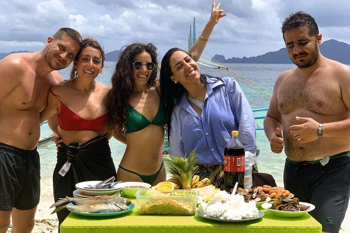 El Nido Group Tour A with Beach Lunch