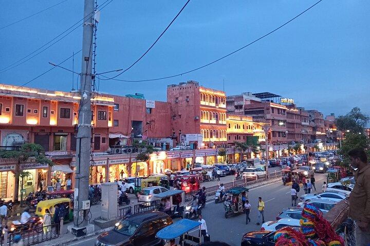 Jaipur@Twilight Guided Heritage City walk tour with Food Tasting