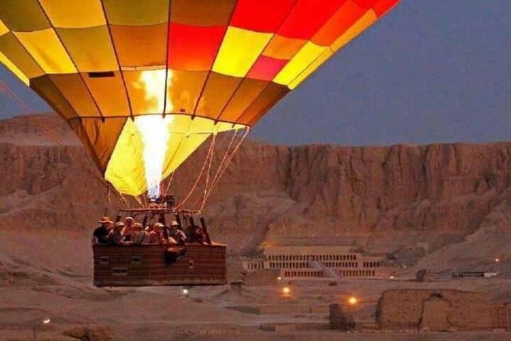 Hot air Balloon in Luxor