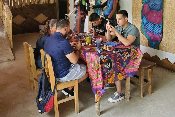 Alebrije Painting Workshop in San Martín Tilcajete with Pickup