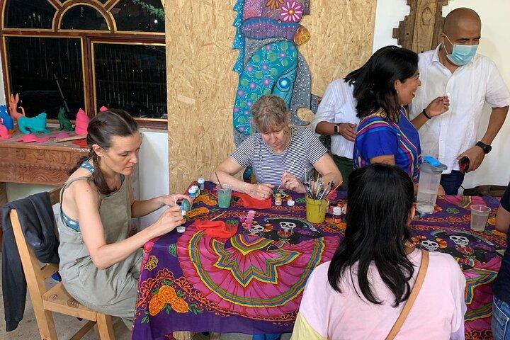Alebrije Painting Workshop in San Martín Tilcajete with Pickup