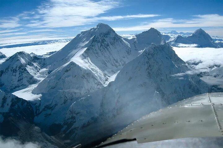 Kathmandu: Everest Scenic Flight with Window Seat and Transfer