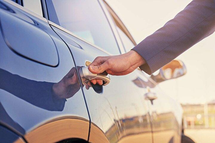 Private transfer one way from Luxor to Hurghada
