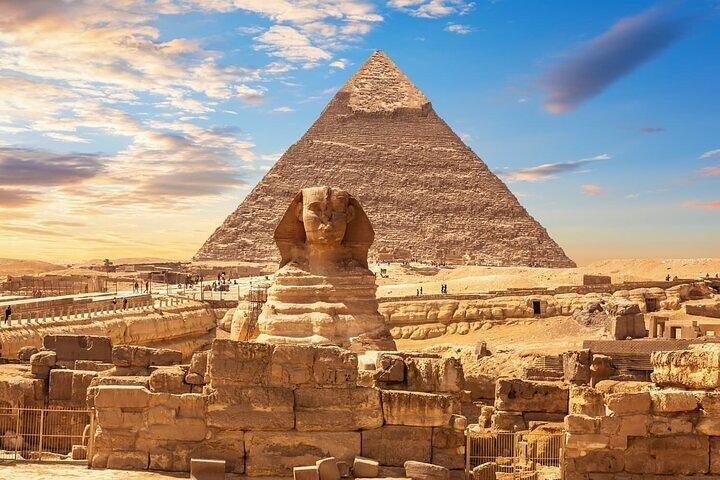Full Day Tour Giza Pyramids, Sphinx, Saqqara & Memphis
