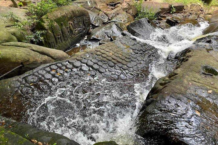Kbal Spean Lingar River, Banteay Srei Temple & Pre Rup Tour