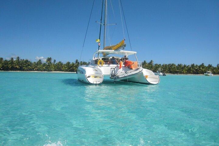 Saona Island Tour From Punta Cana Catamaran and Lancha