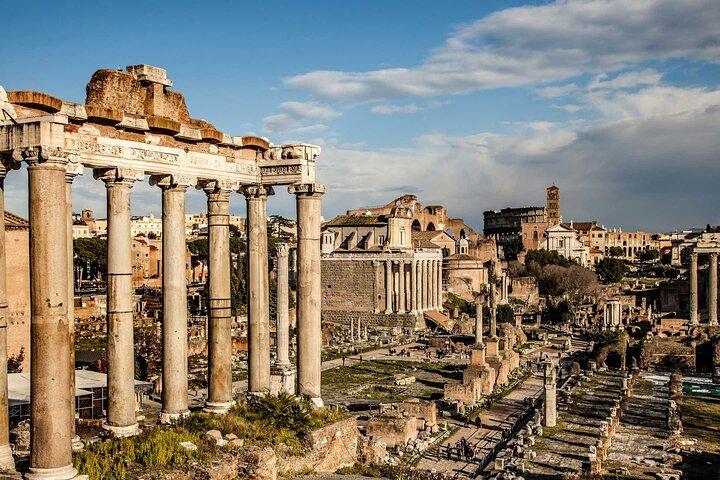 3-Hour Colosseum Gladiator's Arena and Ancient Rome Tour