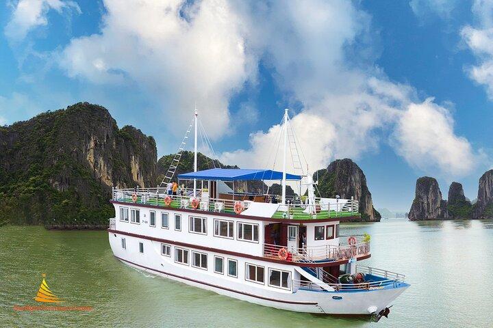Halong Bay and Lan Ha Bay 2 Days 1 Night with Sunlight Premium