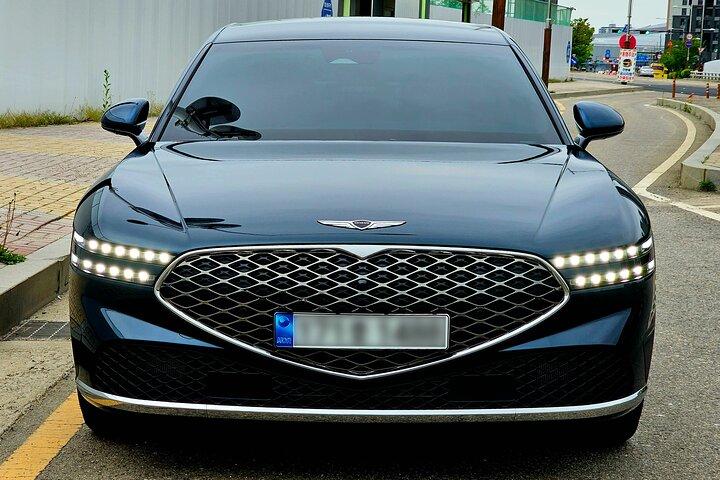 Ultimate Private Seoul Experience with Chauffeur-driven Car