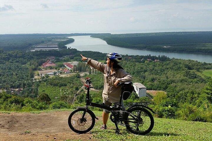 The BEST of Kuala Lumpur Experience by Cycling Tour