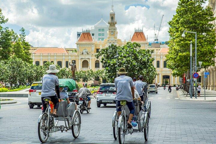Small-group Saigon City Tour: 3-Hour Cyclo Ride to Hidden Stories