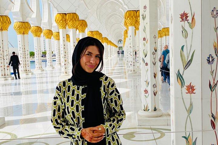 Magical Abu Dhabi Mosque Half-Day Private Guided Tour