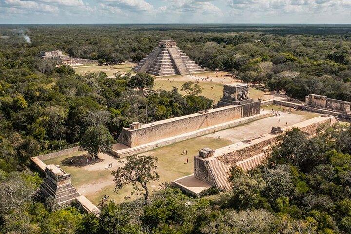 Full Day Chichen Itza, Cenote and Valladolid Tour, from Cancun
